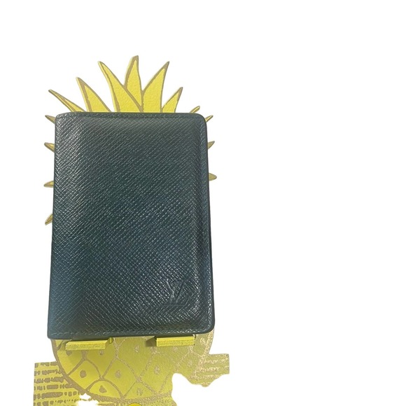 Louis Vuitton Other - Louis Vuitton Taiga Card Holder w/ COA